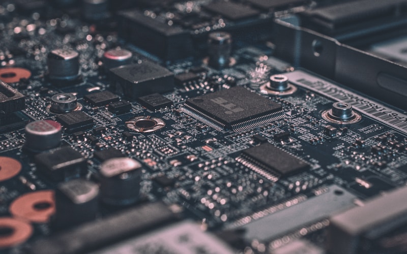 Data center GPU cluster installation